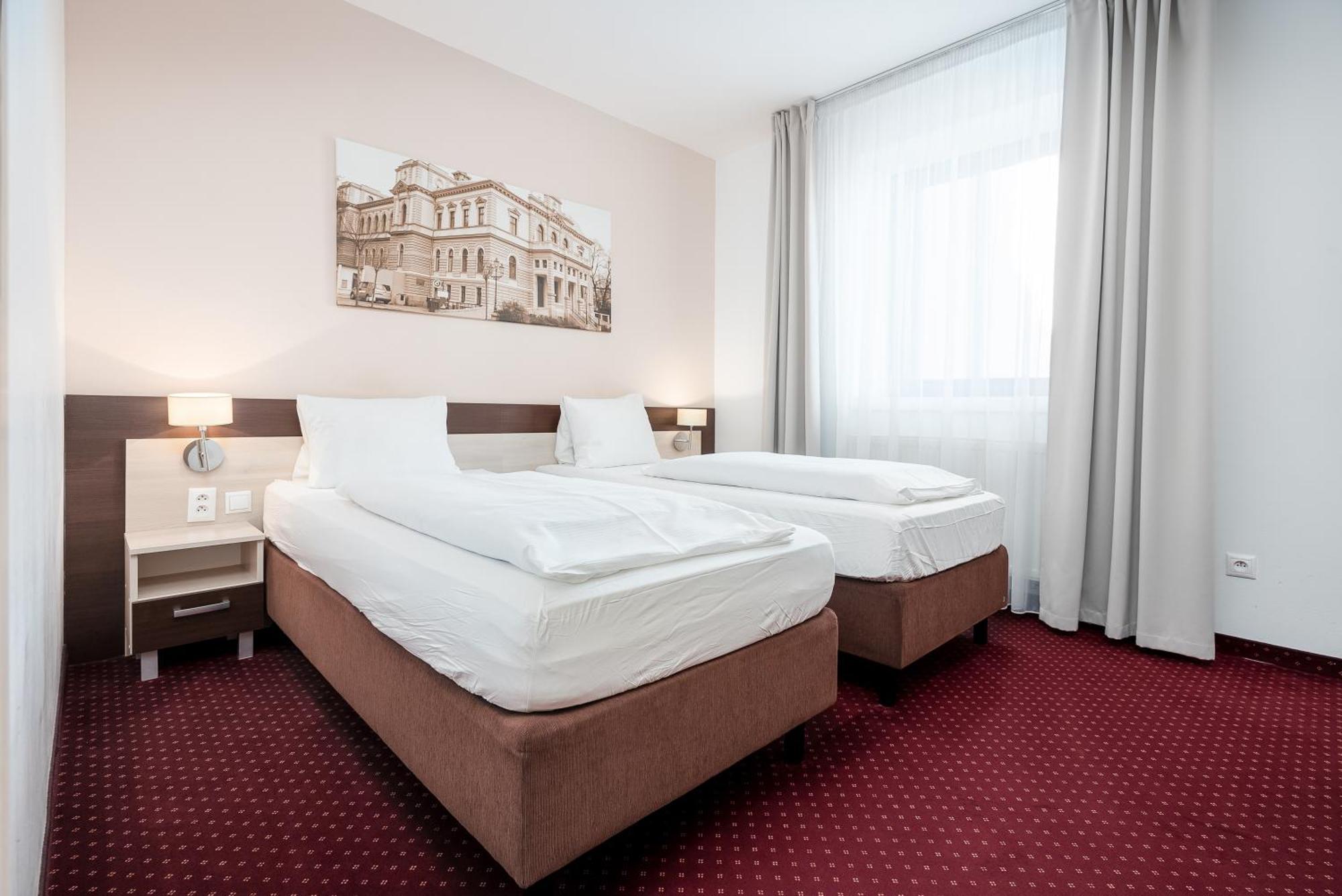 Wellness Penzion U Gigantu Plzen Ngoại thất bức ảnh
